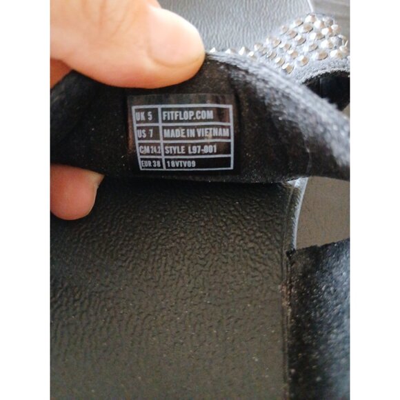 FitFlops Glitzie Thong Sandals - Picture 9 of 9